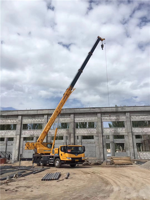 青浦区吊装作业前会做设备检查吗？安全保障措施有哪些？
