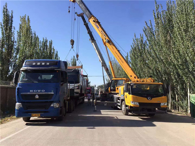 青浦区“省油又稳当”—— 吊车的 “智能节能” 技术